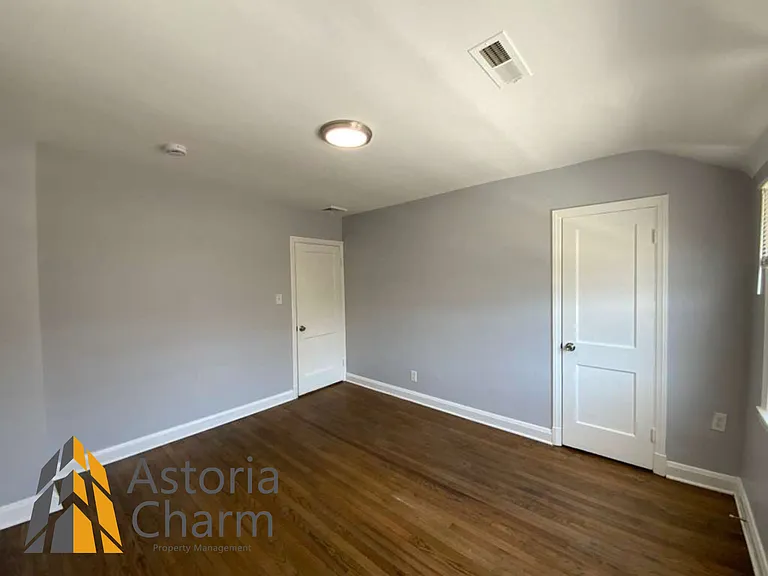 3392 Saint Benedict St — Photo 26