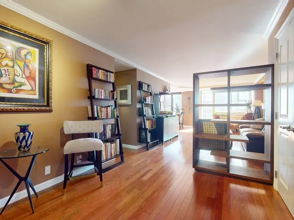 118-17 Union Turnpike image 1 of 49