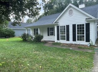 9121 Oren Thompson Rd, Charlotte, NC 28213
