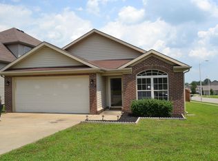 1668 McCullough Dr, Lexington, KY 40511