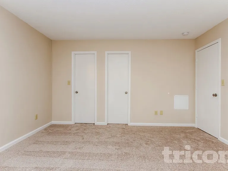 6453 Townsend Way — Photo 7