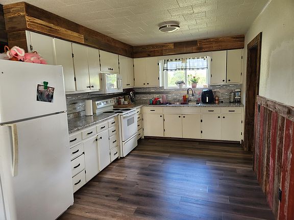 3rd image of 28921 County Road G