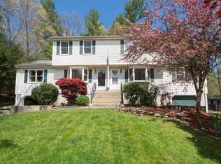 35 Pinecrest Rd #35, Uxbridge, MA 01569