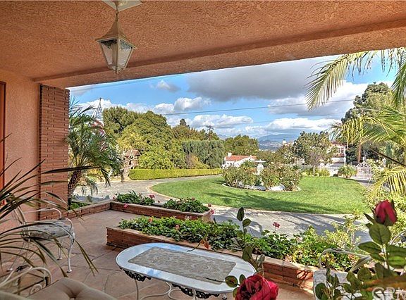 Wow! Can it get better than this? Beautiful view from the li