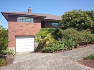 4030 SW Henderson St, Seattle, WA 98136