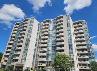 5090 Pinedale Ave #105, Burlington, ON L7L 5V8