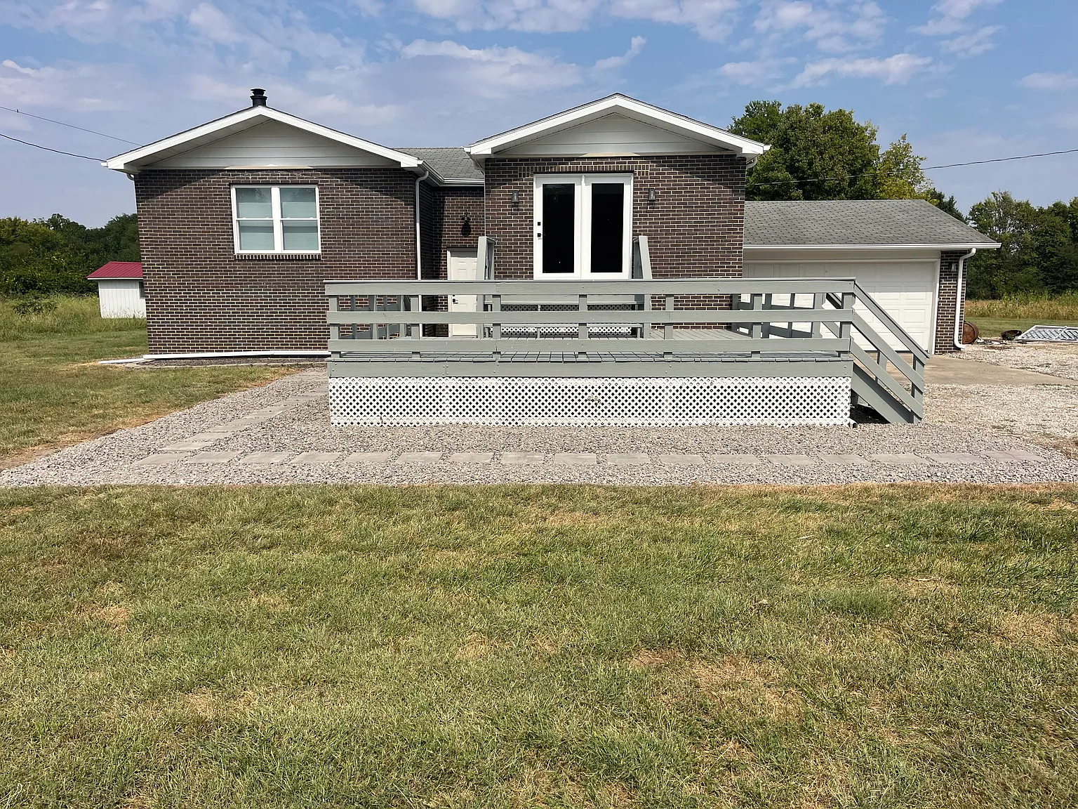 3 bed, 1260 sqft, $1,450 — Photo 2