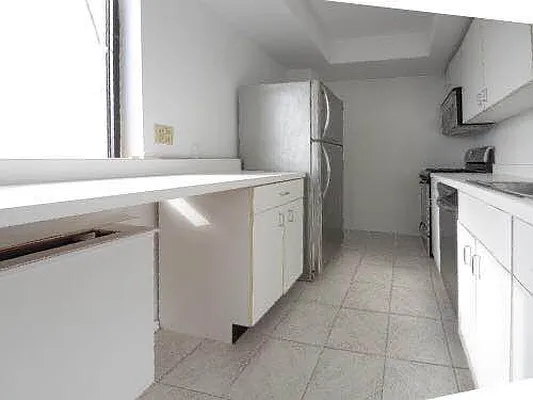 Rented by Daniel Gale Sotheby's International Realty | media 19