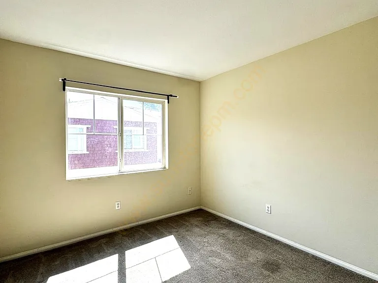 1443 Ledgestone Ln — Photo 18