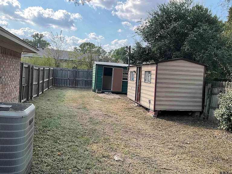 8307 Garrett Dr #8307 — Photo 17