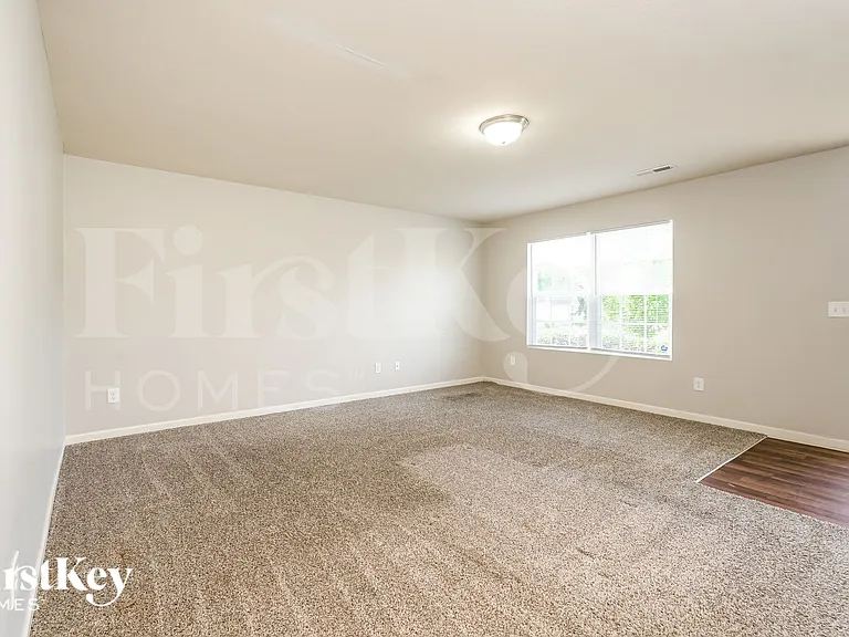 108 Bedrock Ct — Photo 3