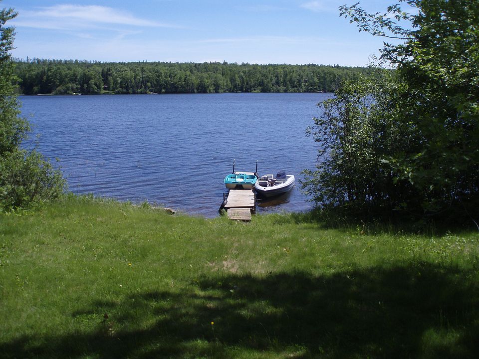 2nd image of 1332 Little Stone Lake Rd N