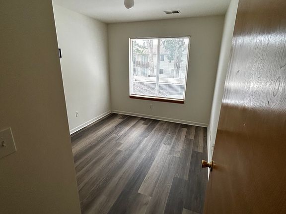 5th image of 30190 Wedgewood Cir