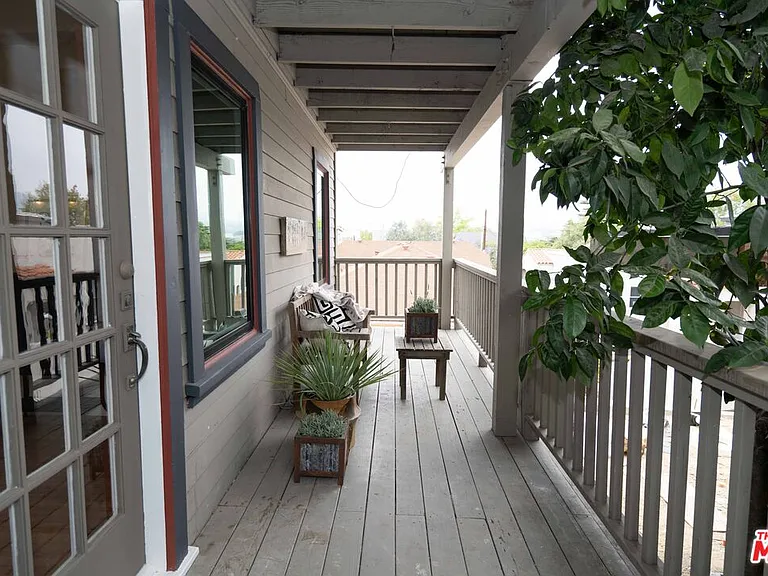 1365 1/2 Maltman Ave — Photo 25
