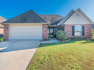 1909 E Queens St, Broken Arrow, OK 74012
