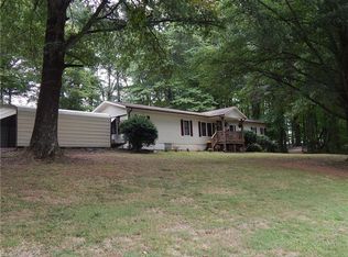 1811 Sechrist Loop, Pilot Mountain, NC 27041