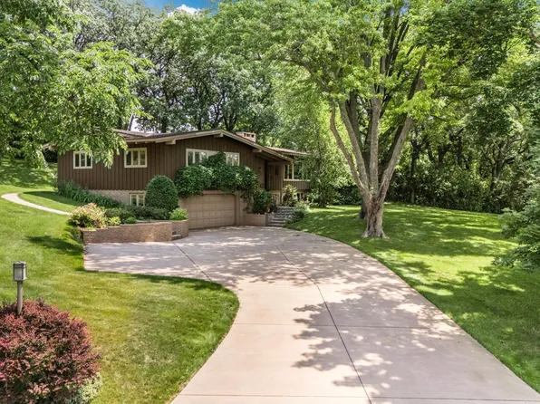 3135 Blackheath Dr, Saint Cloud, MN 56301