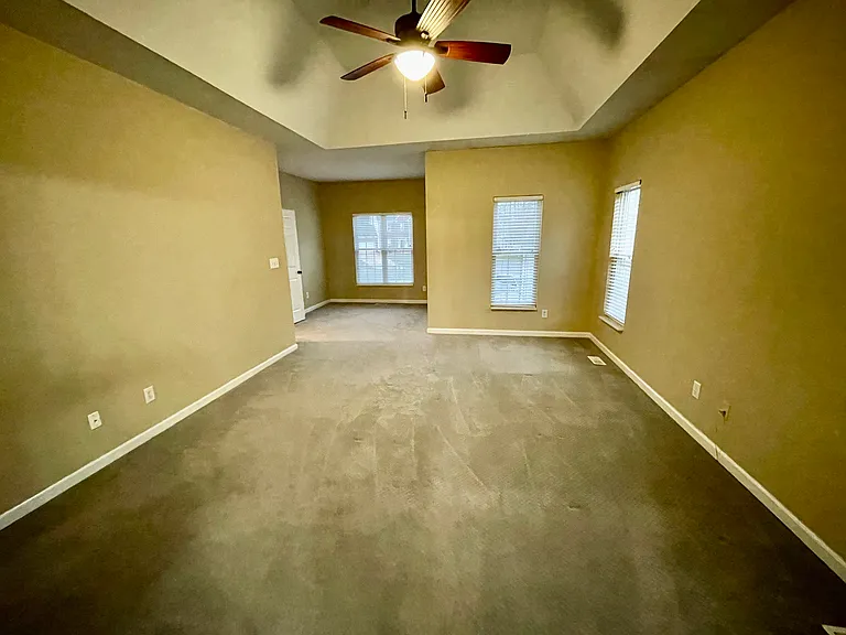 16104 Epiphany Ct — Photo 10