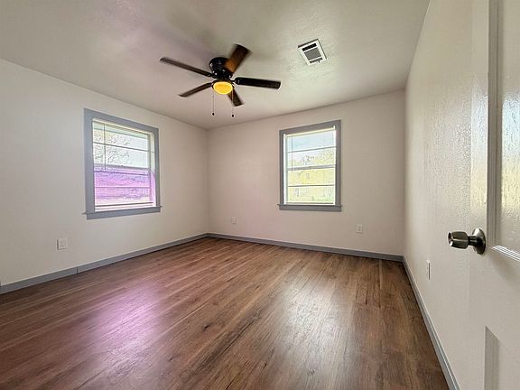 4th image of 301 Morrell Blvd