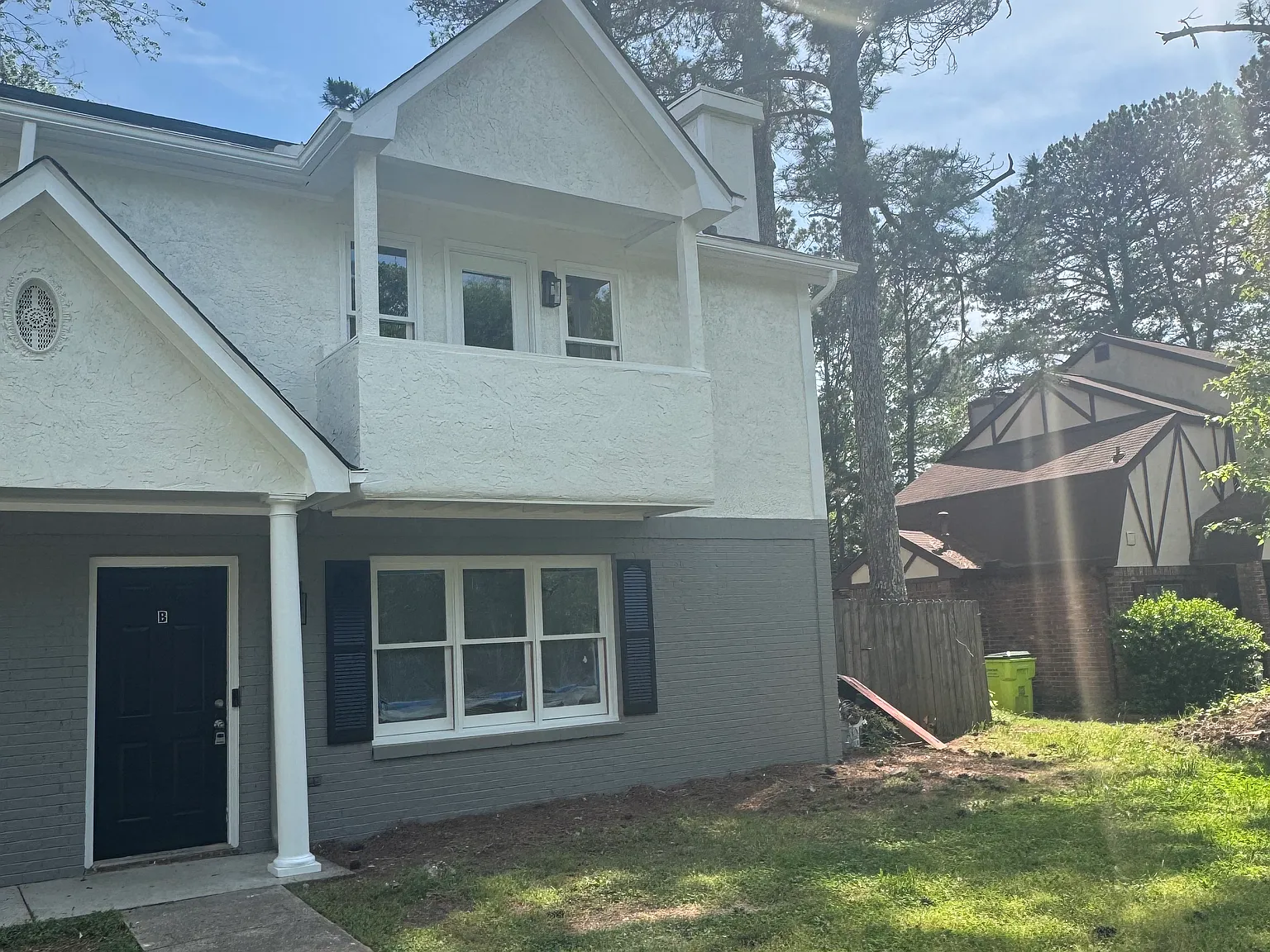 3 bed, 2.5 bath, 1680 sqft, $1,950 — Photo 1