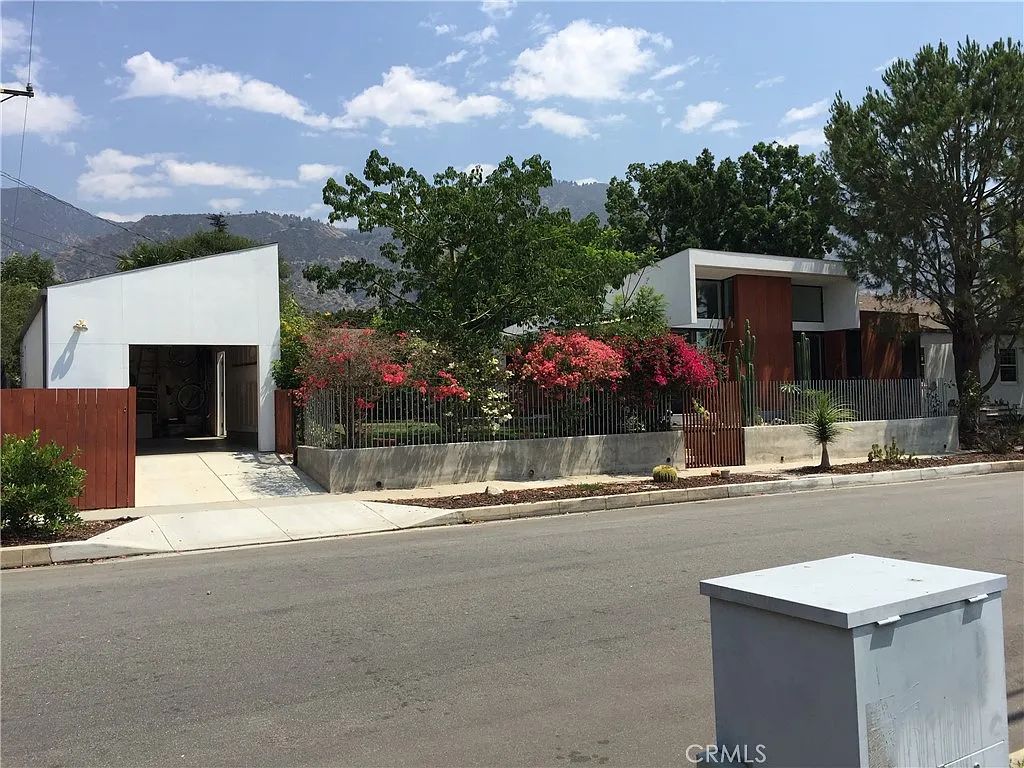 Building Photo - 2489 Garfias Dr