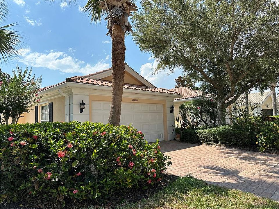 1st image of 7626 Pesaro Dr