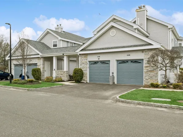 549 Highland Court, Moriches, NY 11955