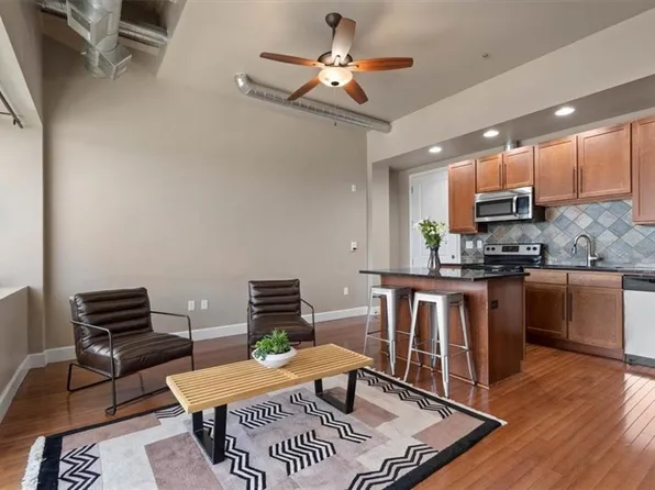 2940 Baltimore Ave #1408, Kansas City, MO 64108
