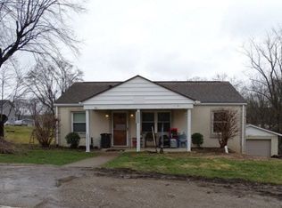 1402 Core Rd, Parkersburg, WV 26104