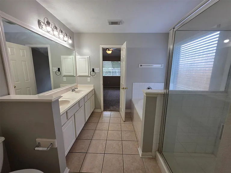 3602 Brookstone Ct — Photo 9