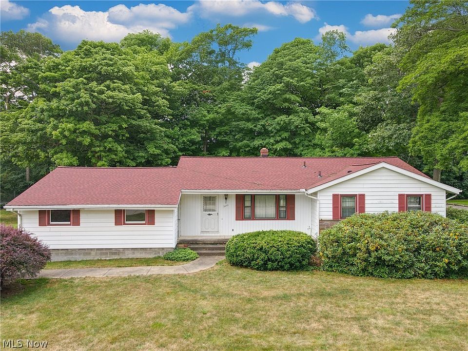 1st image of 3252 Dowling Dr