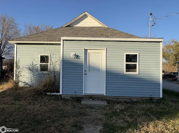 207 E Pleasant, Cincinnati, IA 52549
