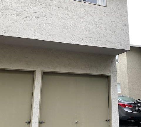 5th image of 984 Westlynn Way Unit 4