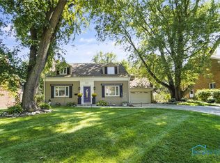 2212 Dundas Rd, Toledo, OH 43606