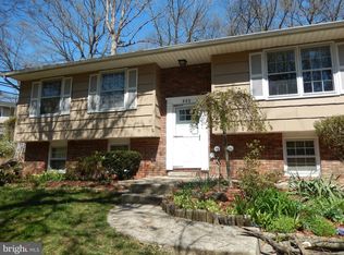 552 Edwards Dr, Odenton, MD 21113