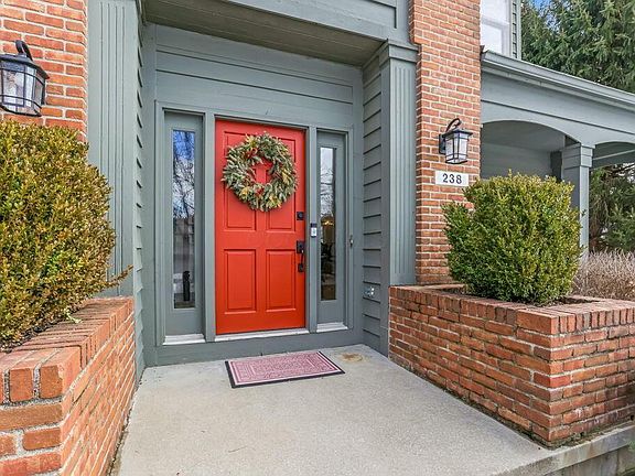 3rd image of 238 Bryn Du Dr