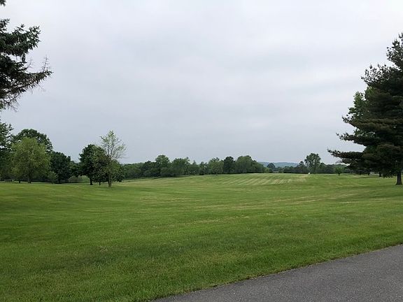 3rd image of Grandview Dr