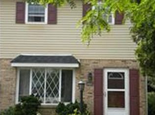 4230 Mohican Dr, Schnecksville, PA 18078