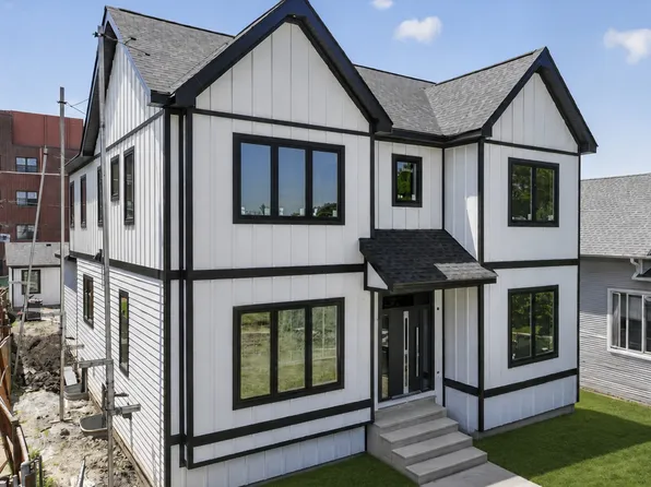 5844 N Navarre Ave, Chicago, IL 60631