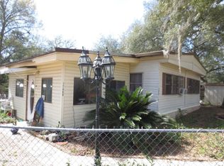 17400 NE 38th Lane Rd, Silver Springs, FL 34488