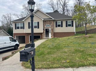 49 Fieldstone Dr, Ringgold, GA 30736