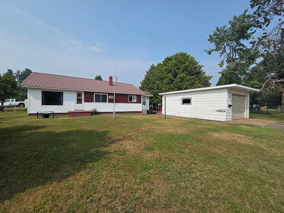 1st image of 207 Pine St