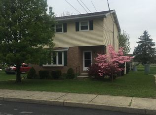 130 N Walnut St, Macungie, PA 18062