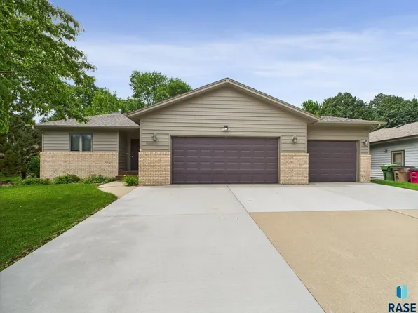 1713 S Larkspur Trl, Sioux Falls, SD 57106