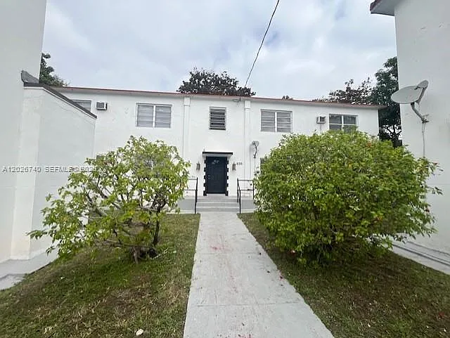 City Of Miami South — Photo 1