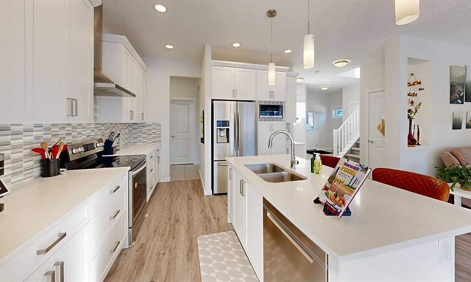 1st image of 27 SE Mist Mountain Rise