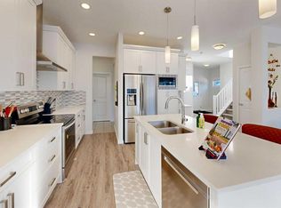 27 SE Mist Mountain Rise, Okotoks, AB T1S 5P6