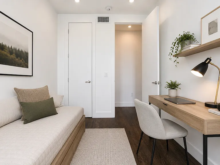 557 Kosciuszko St #2L — Photo 7