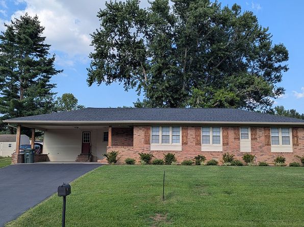 207 Donna Dr