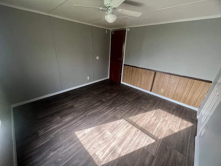 182 Thor Ln — Photo 11